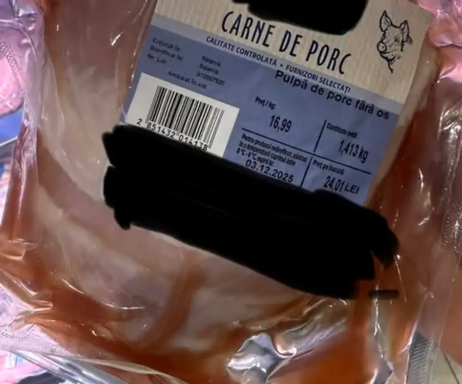 Pui de porc fără os, carne proaspătă, calitate superioară, pentru preparate gustoase.